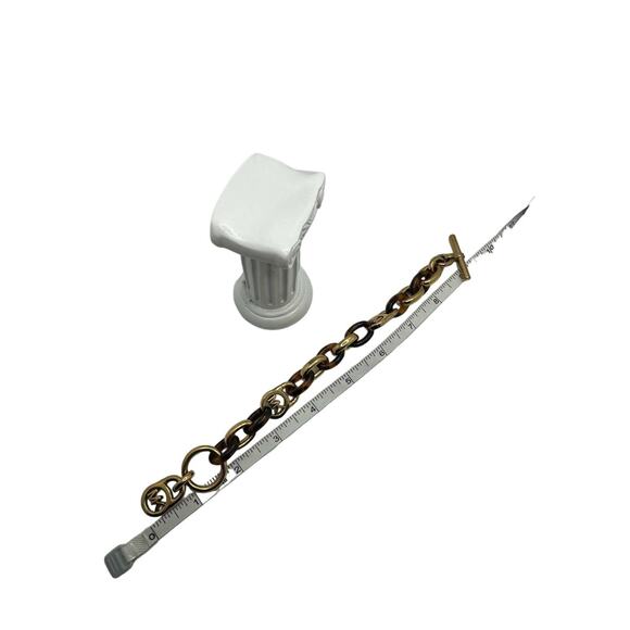 Michael Kors Heritage Tortoise Toggle Bracelet - Picture 6 of 6